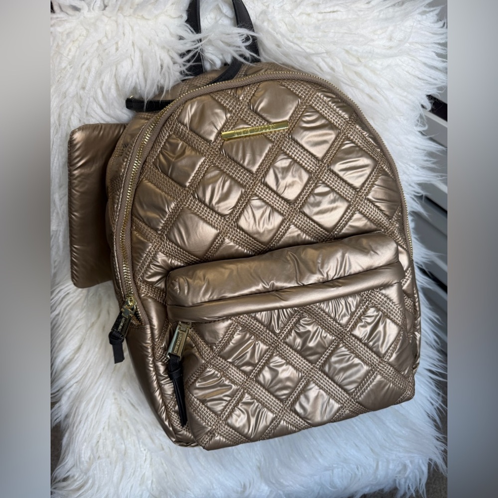 🎒 NWT Steve Madden Gold Girl’s Backpack
